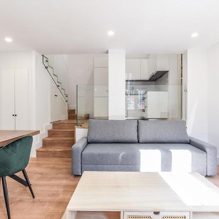 Apartamentos Reformados En Metro Pacifico Alquiler Temporal Madrid Eksteriør bilde