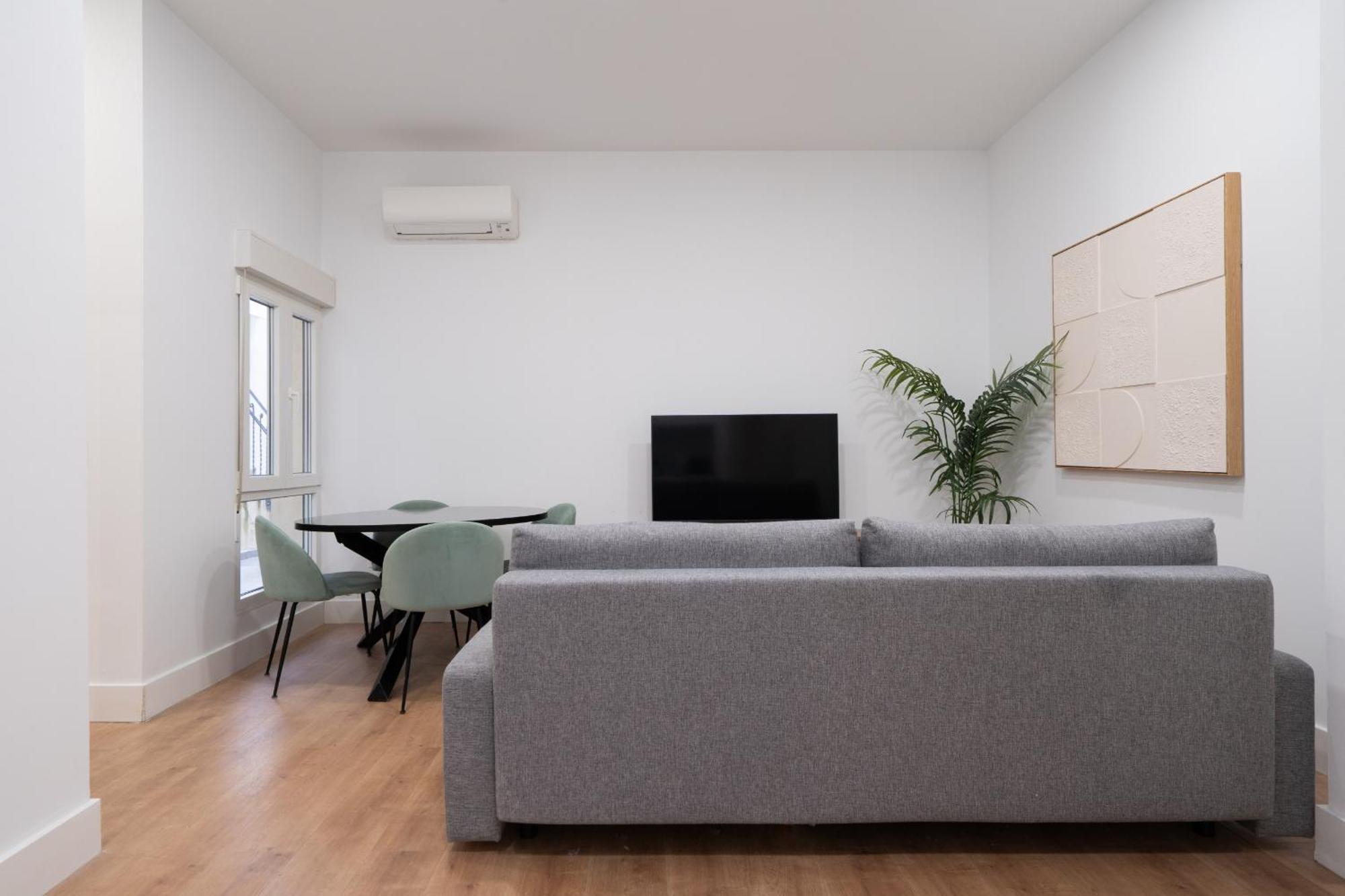 Apartamentos Reformados En Metro Pacifico Alquiler Temporal Madrid Eksteriør bilde